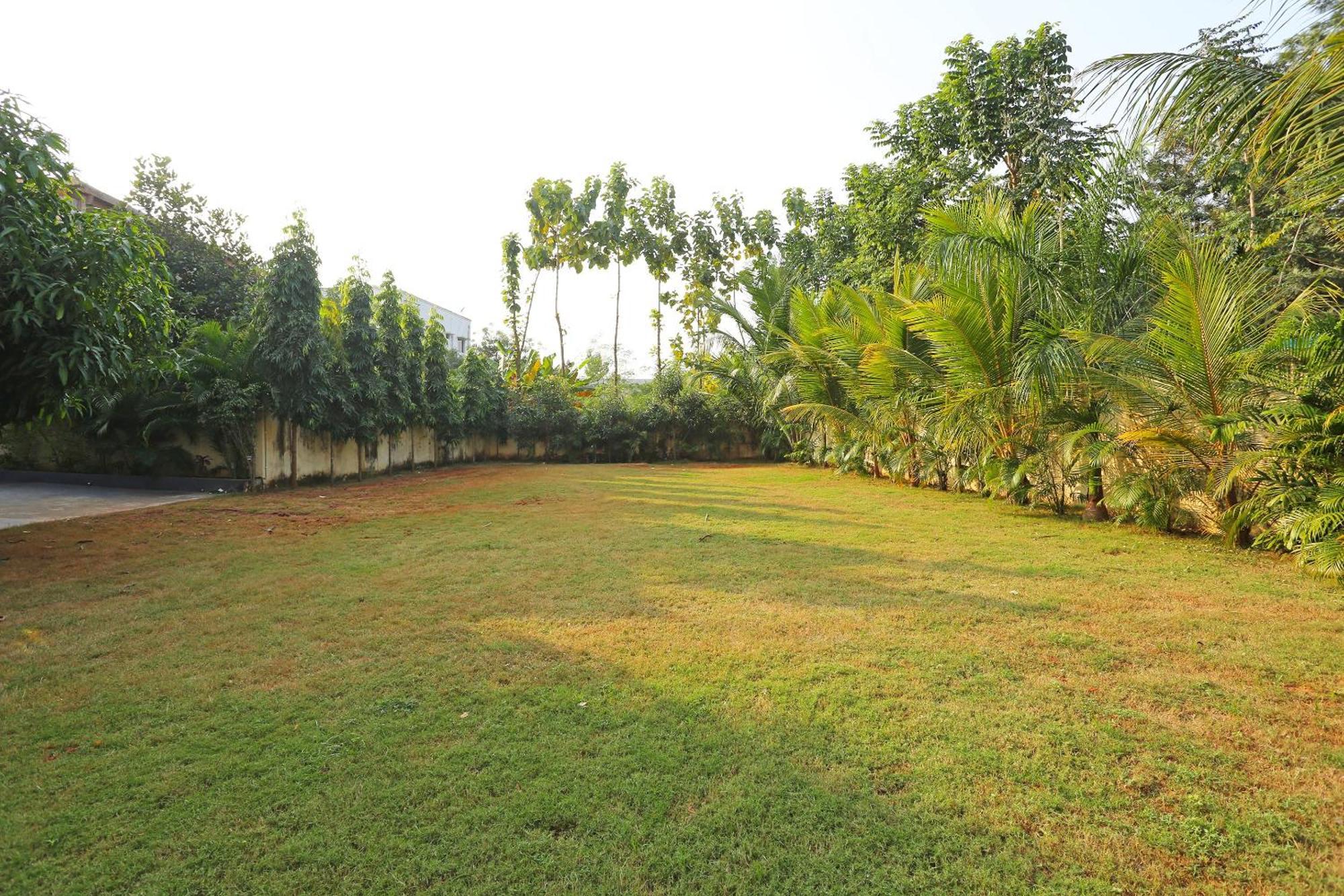 Oyo Stellar Resort Bhubaneswar Buitenkant foto